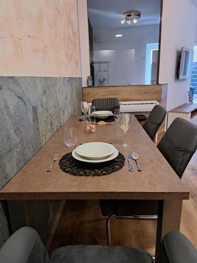 Stunning New Apartment With Free Parking Near City Centre 류블랴나 외부 사진