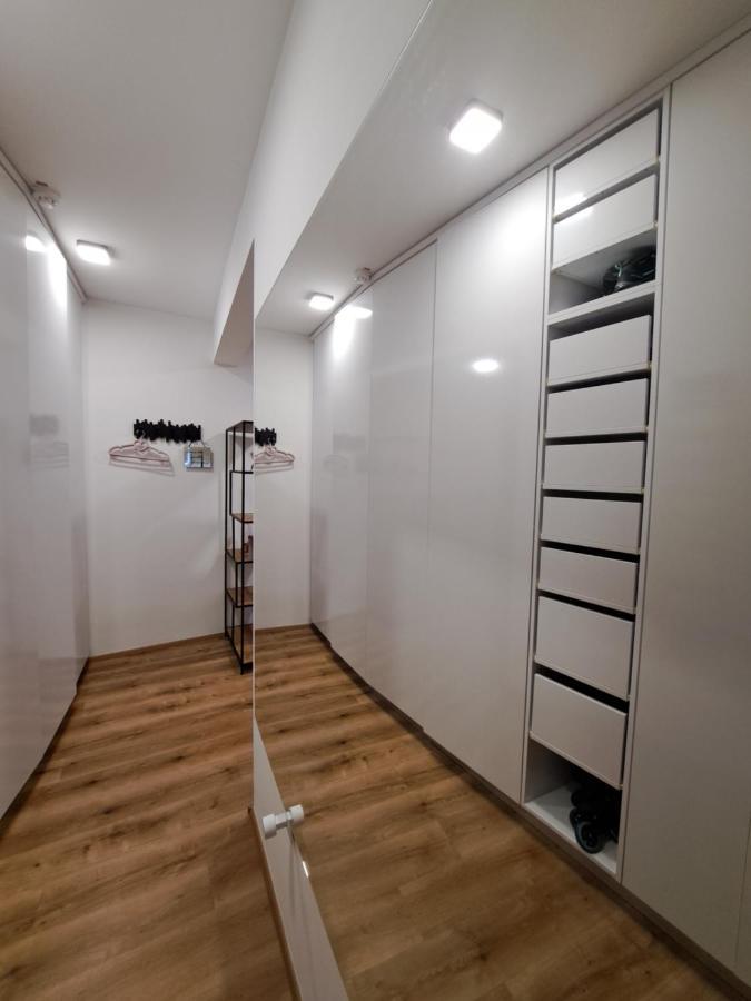 Stunning New Apartment With Free Parking Near City Centre 류블랴나 외부 사진