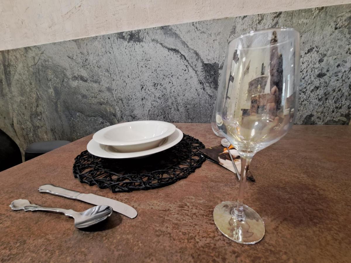 Stunning New Apartment With Free Parking Near City Centre 류블랴나 외부 사진